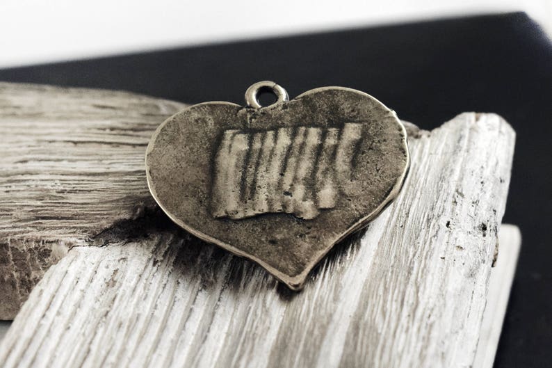 Antique Silver Heart Pendant, Love Pendant 34x37mm, Metal Heart Pendant, Valentine Large Charm, Pendant for Jewelry Making image 3