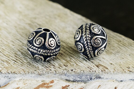 2* 14mm Antique Silver Hollow Round Beads