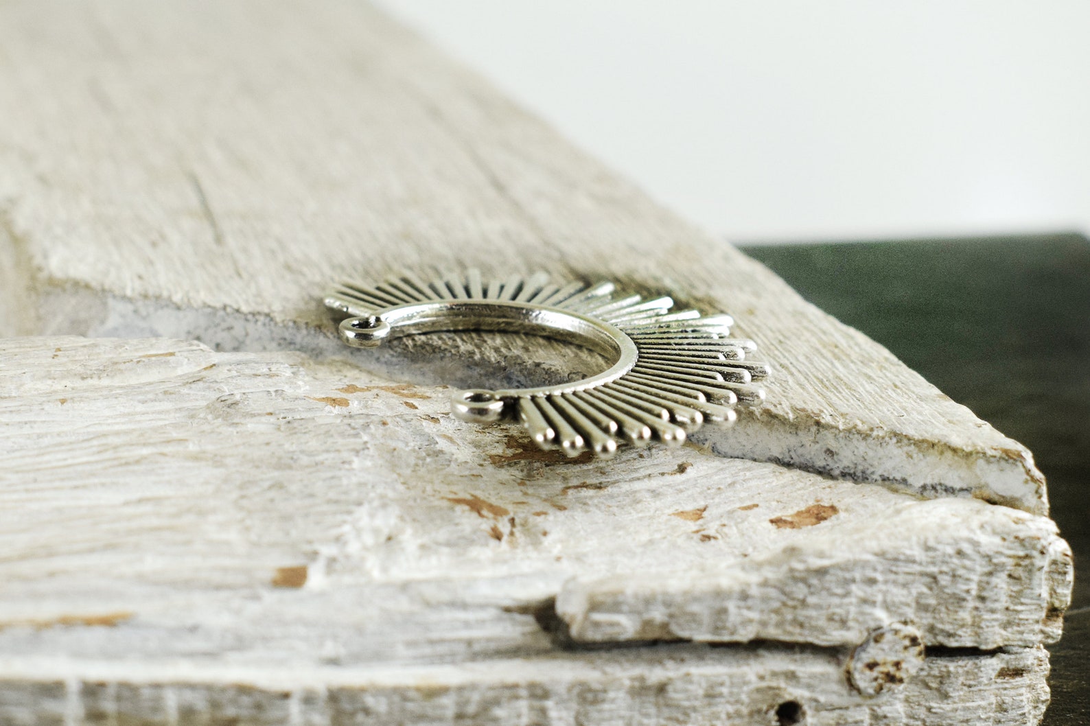 Sun Pendant 41x27mm Antique Silver Rays Charm Celestial - Etsy