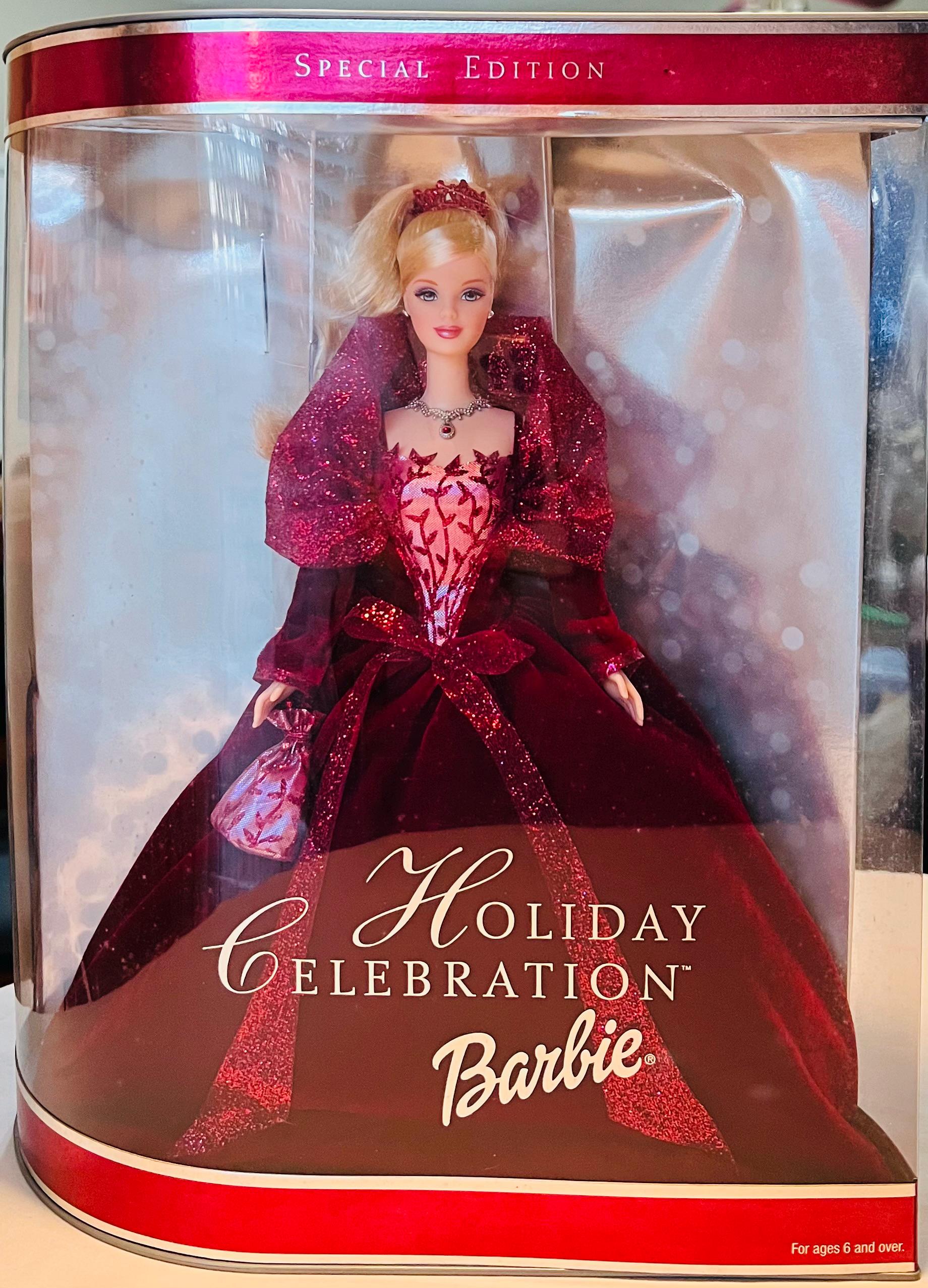 ホリデー・バービー　Holiday Barbie 2002 Holiday Celebration Barbie - Etsy