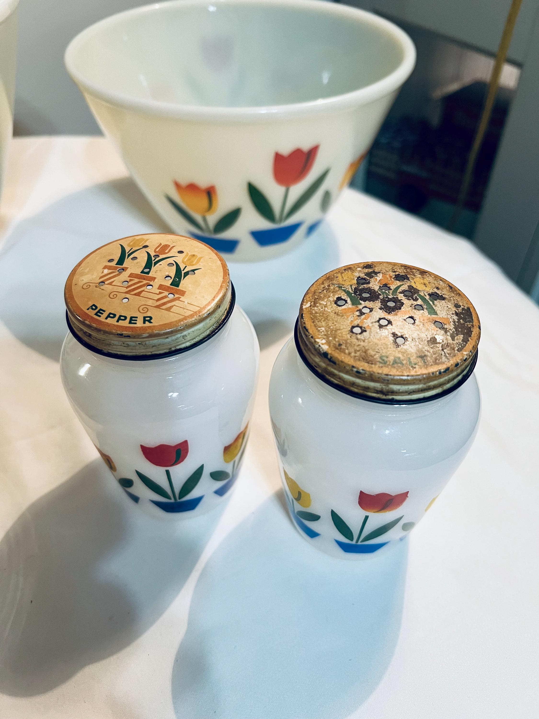 60～70s ファイヤーキング チューリップ プリント ソルト&ペッパー
