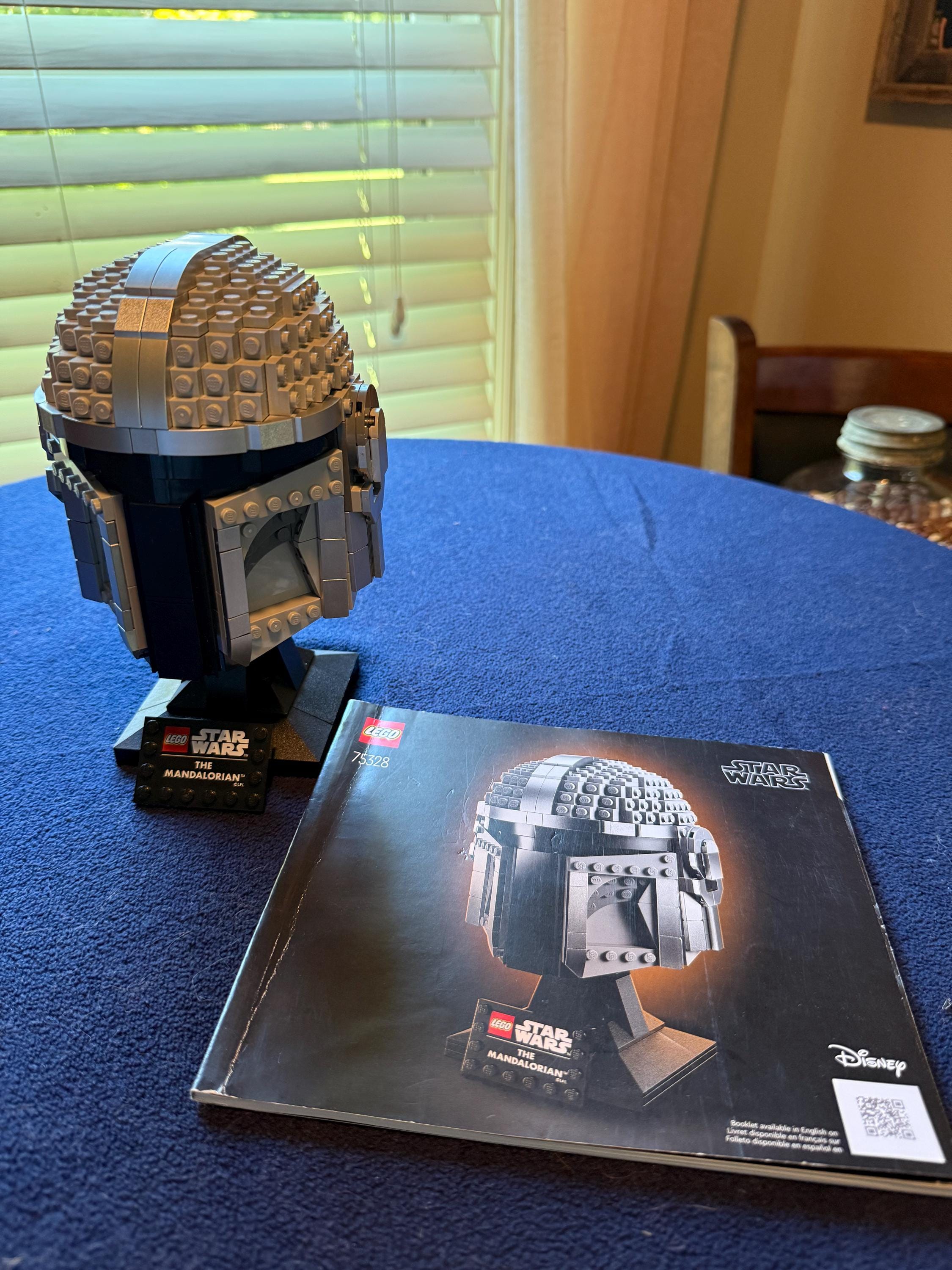Star Wars #75328 - The Mandalorian Helmet