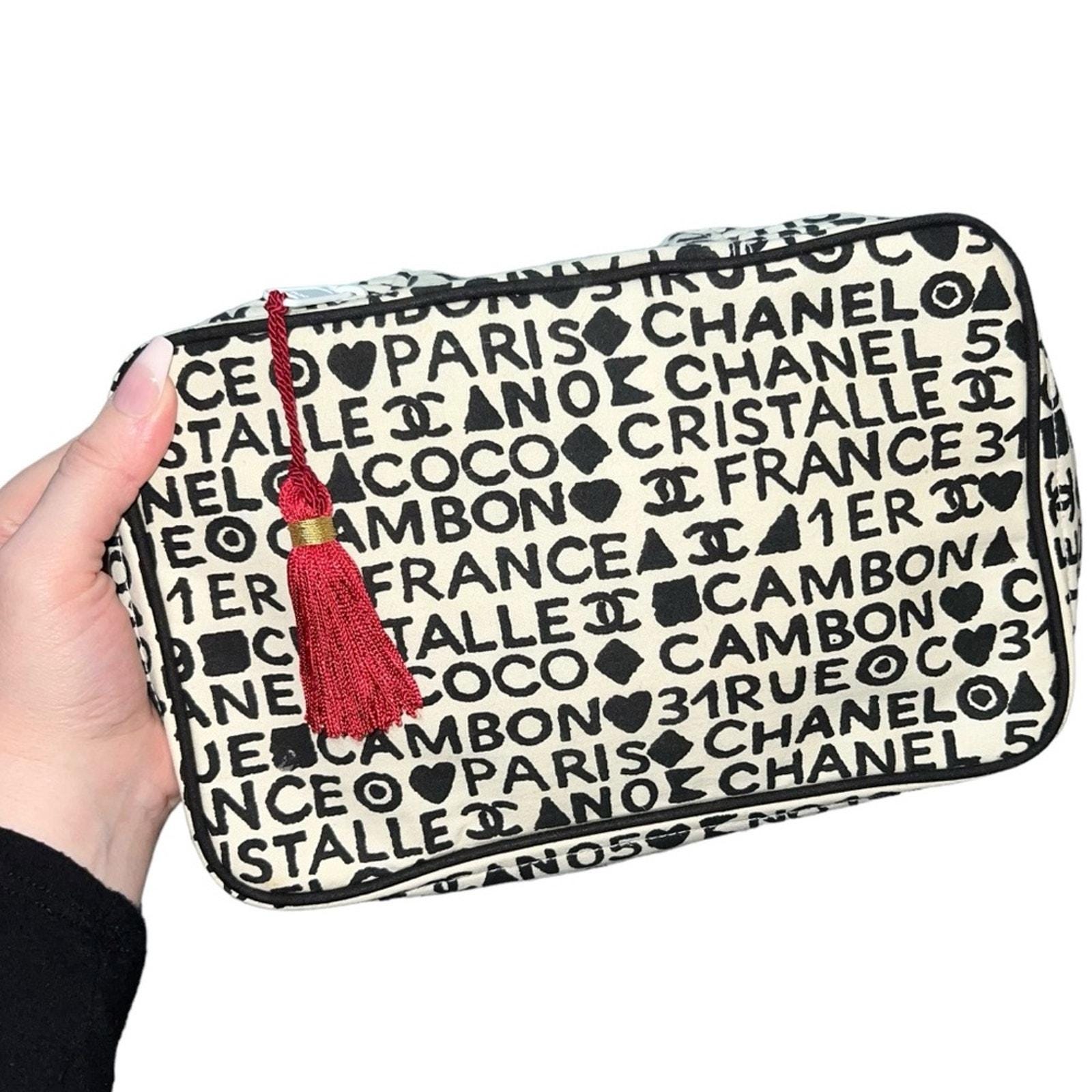 coco chanel cosmetic bag