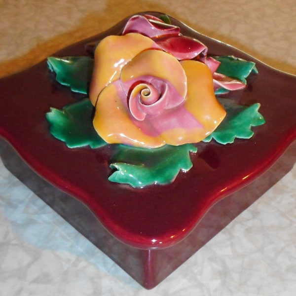 Johannes Brahm 1930's Porcelain Dresser Box, Full Blown Roses on Maroon Box