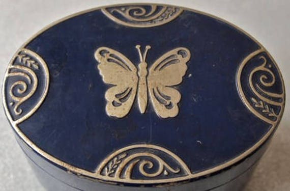 Art Deco Vanity/Powder Box, "Lucretia Vanderbilt"… - image 1