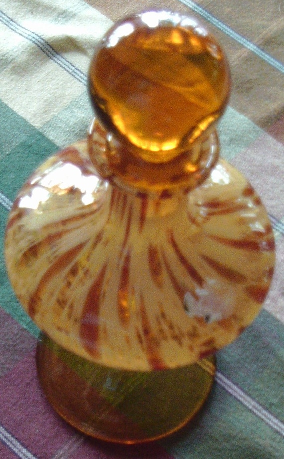 Art Glass Tall Perfume, Hand Blown Swirl Glass De… - image 6