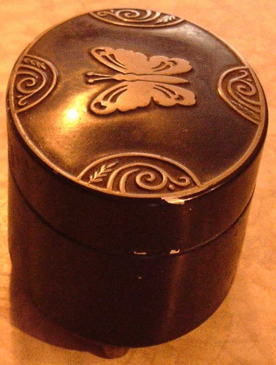 Art Deco Vanity/Powder Box, "Lucretia Vanderbilt"… - image 3