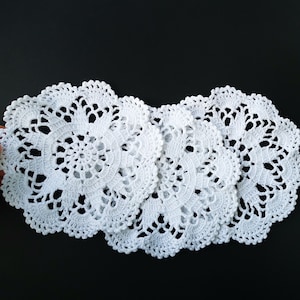 3 Vintage White Crochet Lace Doilies, Handmade Mini Tablecloth Set, Cotton Rustic tablecloth, Kitchen décor tablecloth, White Vintage Doily