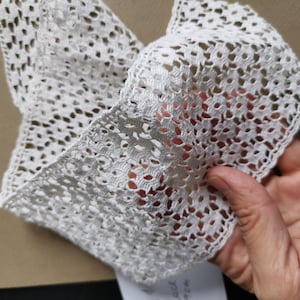 Vintage Crocheted Lace 9x40 cm, White hand crocheted lace, Vintage cotton lace, Craft idea,