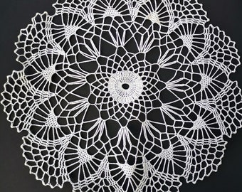 Charming Vintage Crochet Round Doily, White cotton doily, Hand made Tablecloth, antique lace, handmade doily, craft supply, crotched lace,