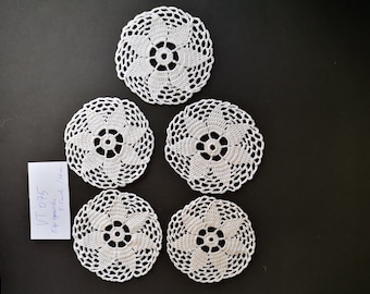 Set of 5 Vintage Hand Crocheted Cotton Doilies: 5.5-inch