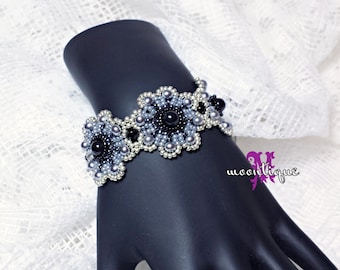 EyeletLace Bracelet Tutorial