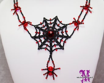 SpiderWeb Necklace Tutorial