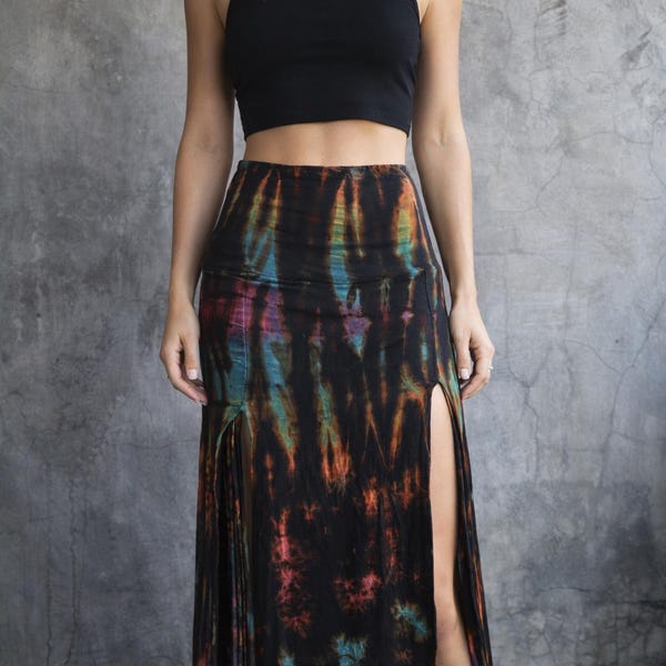 Falda larga con abertura y efecto tie-dye, estilo bohemio para festivales y de cintura alta