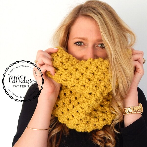 CROCHET PATTERN Chunky Crochet Cowl/Neckwarmer Original Textured Diamond Design