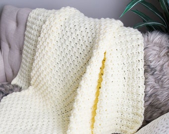CROCHET PATTERN // Chunky Crochet Blanket Throw - Crochet Blanket Pattern - Cottage Style Throw - Pattern // Customizable Crochet Pattern