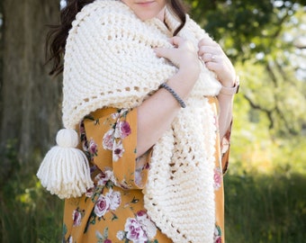 KNITTING PATTERN Chunky Knit Scarf - Giant Scarf - Open Ended Tassel Scarf - Chunky Scarf - Extra Wide Knit Scarf - Beginners Pattern