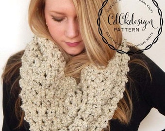 CROCHET PATTERN Chunky Crochet Scarf - Giant Infinity Scarf - Circle Scarf -  Original Textured Diamond Design