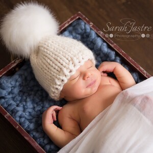 Knit Newborn Hat - Knit Baby Hat - White Baby Hat - Gender Neutral Baby Hat - Faux Fur Pom Pom Baby Hat