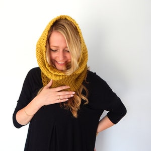 Knitting Pattern Chunky Knit Cowl Knit Scarf Neck Warmer Chunky Snood Color Block Infinity Cowl Scarf image 6