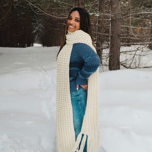 Chunky Knit Scarf Giant Scarf Open Ended Scarf Chunky Scarf THE TUNDRA Extra Long Wool Blend Custom Colors Long Fringe image 3