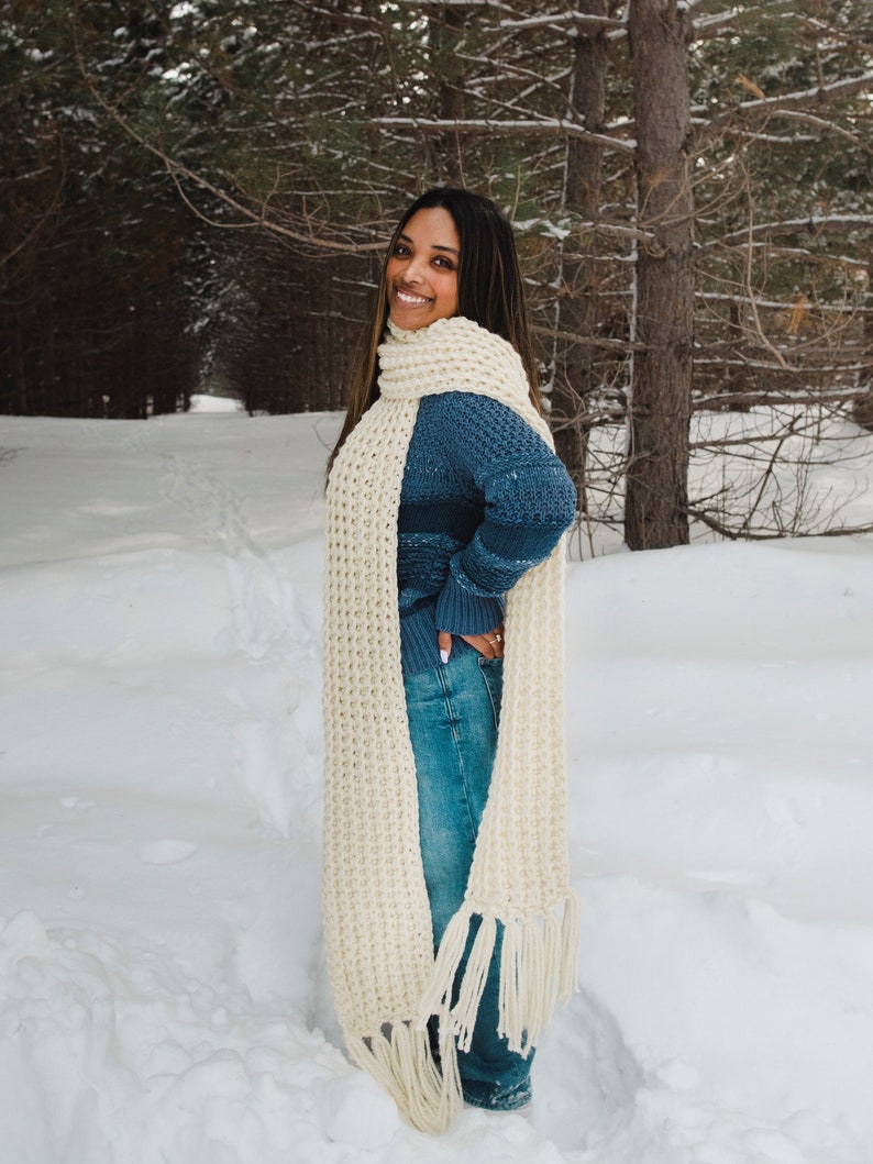 Chunky Knit Scarf Giant Scarf Open Ended Scarf Chunky Scarf THE TUNDRA Extra Long Wool Blend Custom Colors Long Fringe image 3