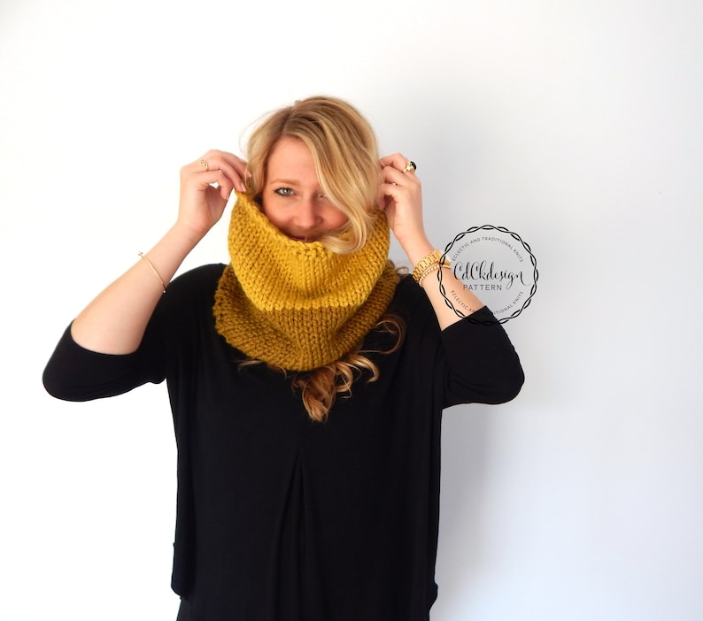 Knitting Pattern Chunky Knit Cowl Knit Scarf Neck Warmer Chunky Snood Color Block Infinity Cowl Scarf image 1