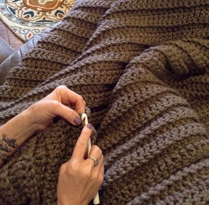 Crochet Pattern//Chunky Crochet Throw Blanket Ribbed Chunky Crochet Blanket Chunky Afghan Farmhouse Decor Beginners Pattern image 1