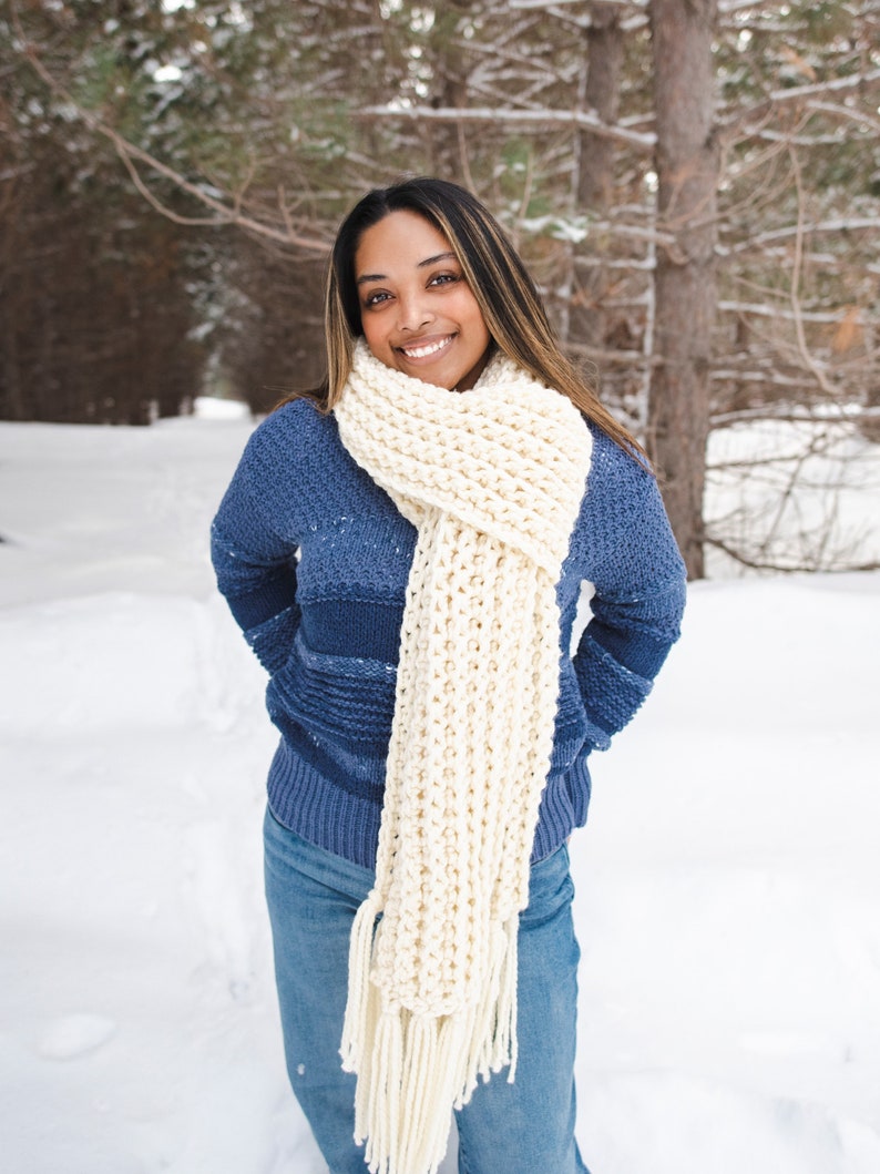 Chunky Knit Scarf Giant Scarf Open Ended Scarf Chunky Scarf THE TUNDRA Extra Long Wool Blend Custom Colors Long Fringe image 2