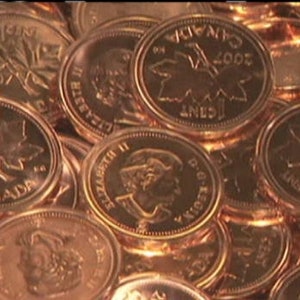 カナダのペニーコイン 1セントロット カナダ流通品 古い 70年代 80年代 90年代 2000年代 - 2012年 10月25日 1ポンドポンド クイーン銅貨 古い通貨 希少 割引販売終了