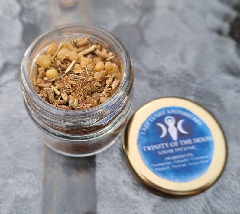 Triple Moon Goddess Ritual Set: Incense, Oil, & Herbal Tea - Etsy UK