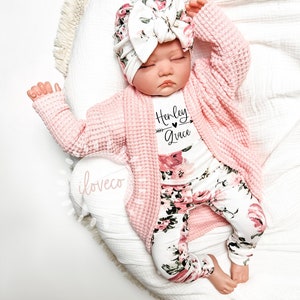 Handmade Baby Girl Outfit / Baby Rose Pink Cardigan / Photo Outfit / Baby Girl Gift / Handmade Floral Leggings / Cardigan image 5