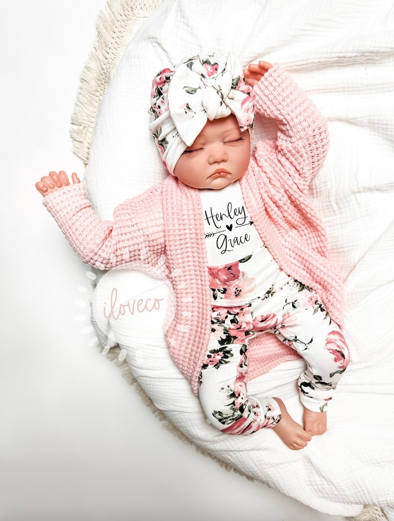 Handmade Baby Girl Outfit / Baby Rose Pink Cardigan / Photo Outfit / Baby Girl Gift / Handmade Floral Leggings / Cardigan imagem 5