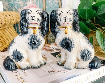 Blue & White Staffordshire Style Spaniel Dogs, Pair Of Small 5.5" Mantle Dogs, Spaniels Figurines