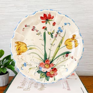 Large 1930s Italian Renaissance Revival Majolica Floral Plate 12&quot;