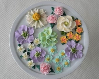 Royal Icing Spring Florals Bouquet to decorate cakes and confections "NEW"