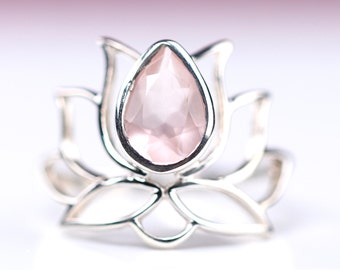 Natural Rose Quartz Sterling Silver Lotus Flower Ring - Teardrop Cut / Pearcut Rose Quartz Crystal Ring