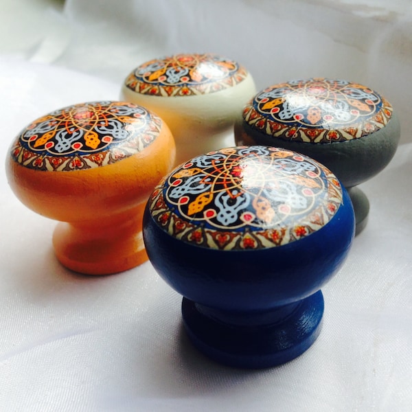 Moroccan Bazaar Drawer Knob , Moroccan Cupboard Knob, Moroccan Door Knob, Moroccan Pull, Moroccan Handle, Various Sizes Available