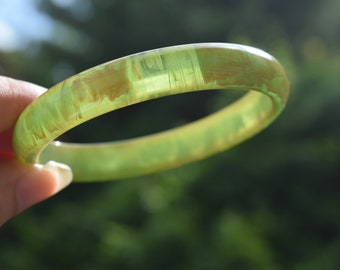 Bracelet Jonc Vintage En Bakélite Jaune Marbrée - Translucide, Sans Fermoir - Occasion Bon état