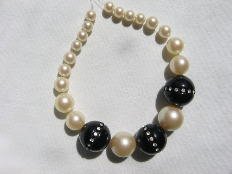 lucite rhinestone bead vintage pearl destash repurpose great lot LARGE beads for necklace or bracelet epsteam team jewelry supply