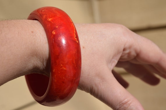 bakelite bracelet vintage red orange yellow marbl… - image 6