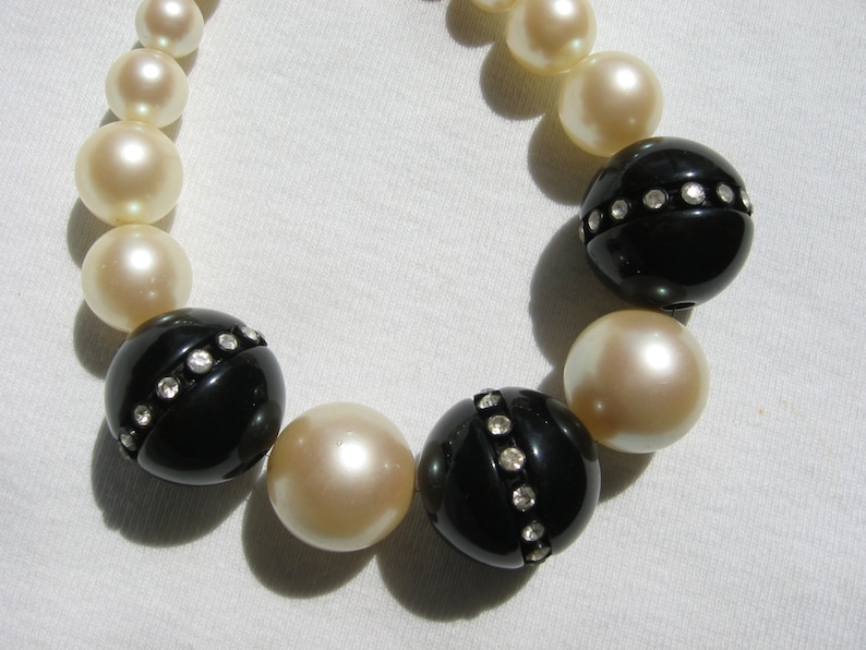 lucite rhinestone bead vintage pearl destash repurpose great lot LARGE beads for necklace or bracelet epsteam team jewelry supply