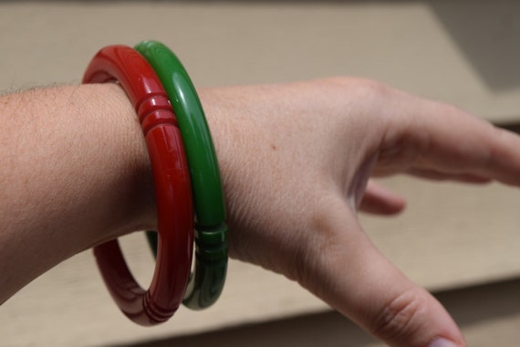 SALE bakelite bracelets SET TWO vintage true red … - image 3