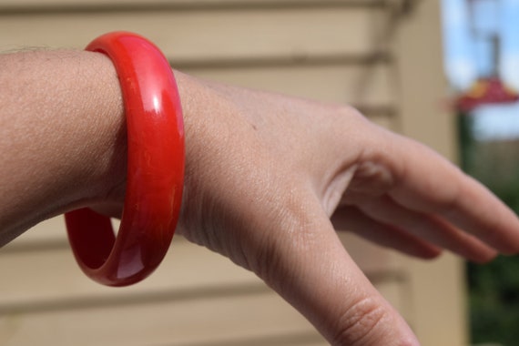 bakelite bracelet vintage bright orange bangle wi… - image 5