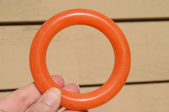 bakelite bracelet vintage orange marbled thick tu… - image 5