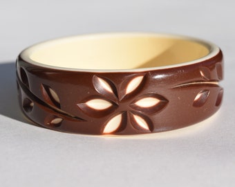 vintage lucite bracelet carved back layered brown cream bangle floral carvings Mid Century collectible jewelry