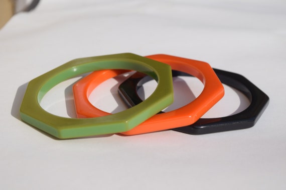 SALE!  BAKELITE BRACELETS vintage bangles, set of… - image 3