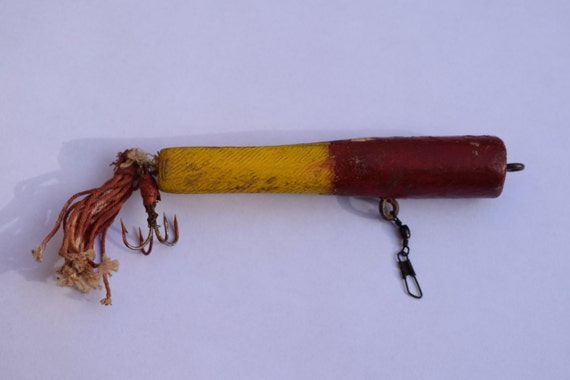 SALE Fishing Lure Vintage Sea Ocean Folk Art Carved Painted Wood Red Yellow  Original Hooks and Strings Epsteam Team Nautical Decor 