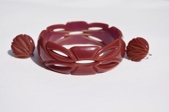 bakelite bracelet vintage bangle PLUM TRANSLUCENT… - image 1