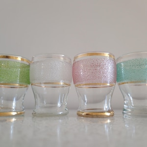 Vintage Colour Glassware, Sugar Frosted Glass Shot Glasses, Pastel Colour shot glasses, Vintage Barware, Vintage Drink Glasses
